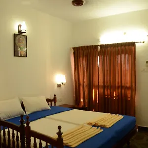 Sea View Palace - The Beach Hotel, Hotel