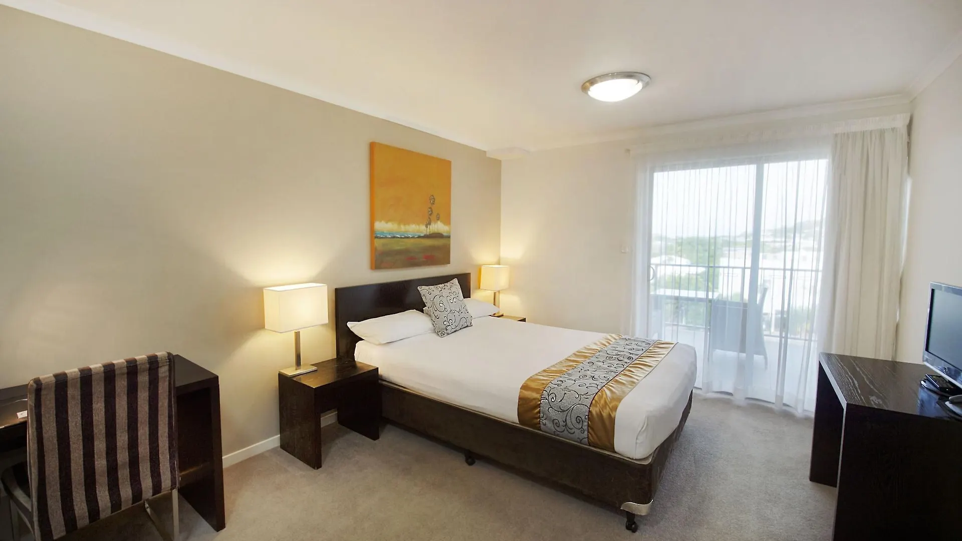 Aparthotel Gladstone City Central Apartment Hotel Official