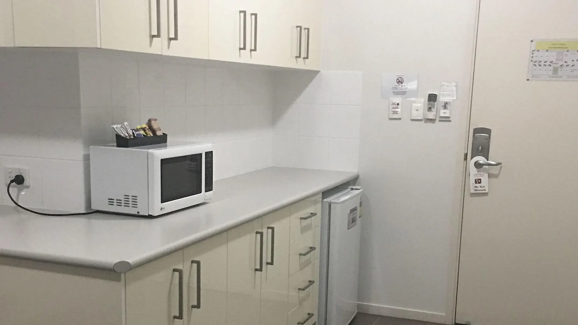 Aparthotel Gladstone City Central Apartment Hotel Official