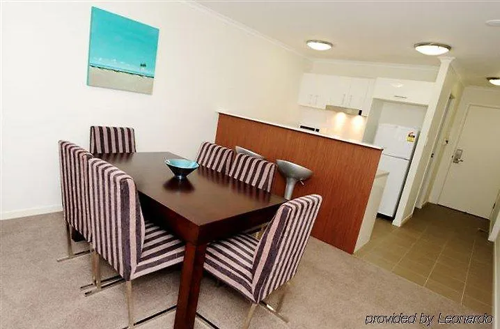 Gladstone City Central Apartment Hotel Official