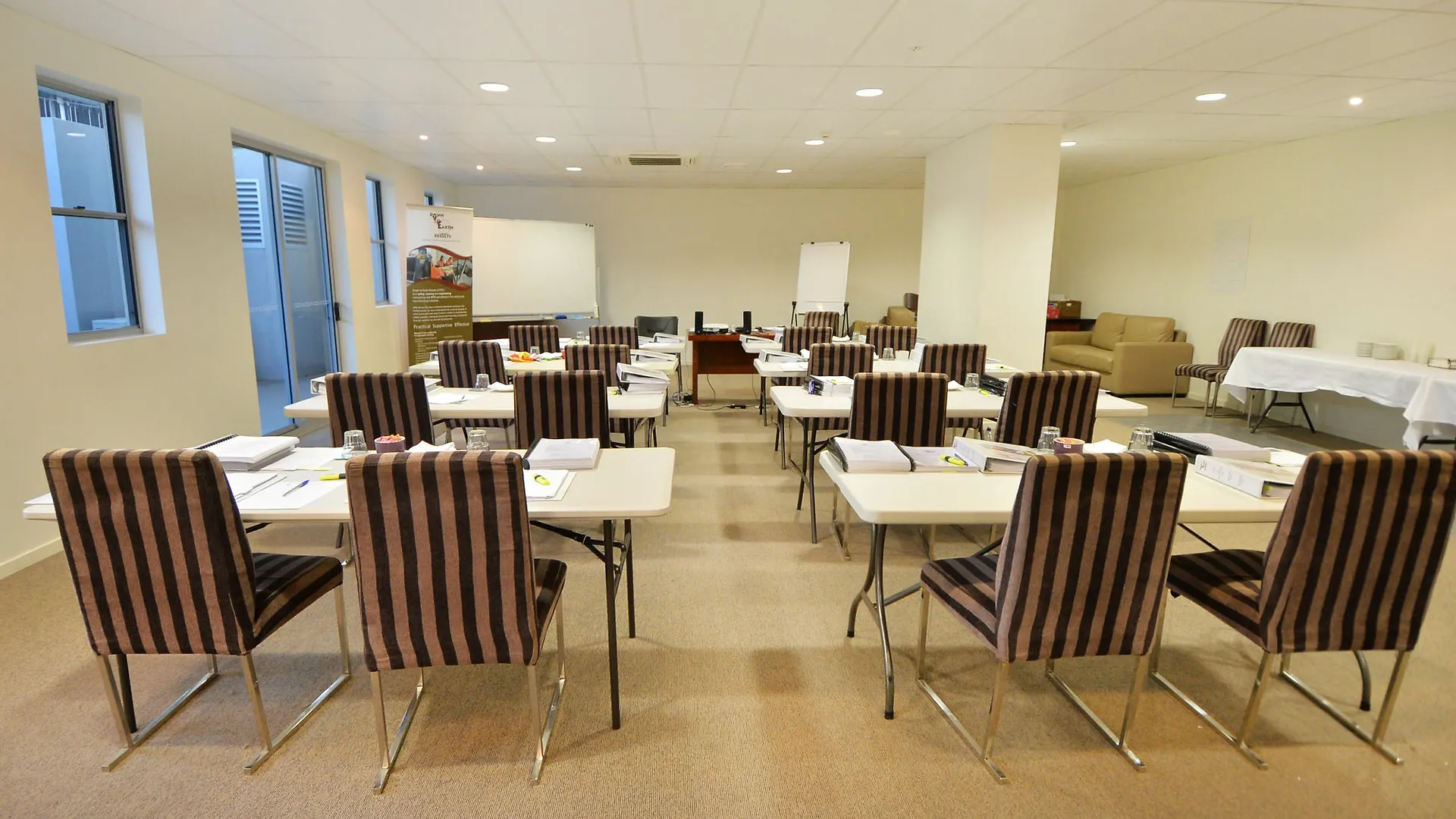 Gladstone City Central Apartment Hotel Official